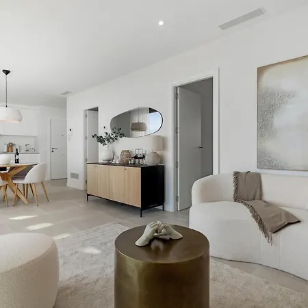 Higueron Sea View Penthouse 2br Fuengirola