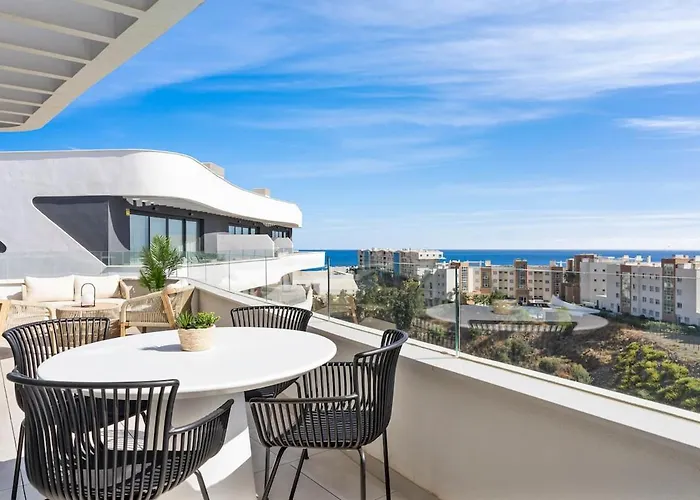 Higueron Sea View Penthouse 2br