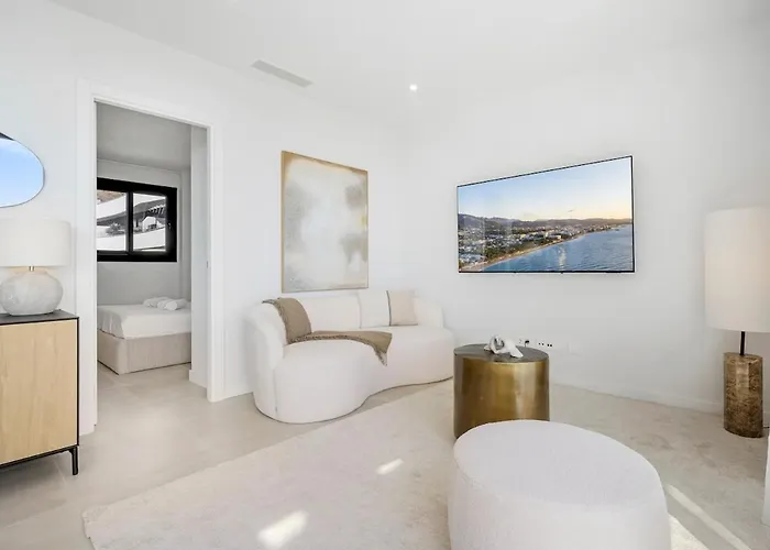 Higueron Sea View Penthouse 2br Fuengirola