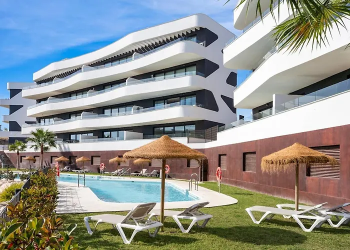 Higueron Sea View Penthouse 2br Apartment Fuengirola